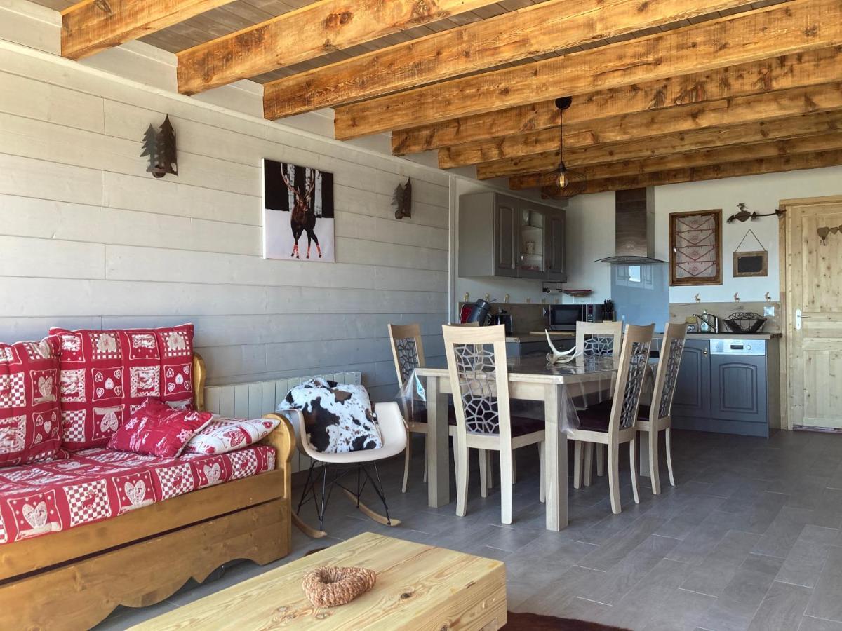 Chalet Cosy Renove Avec Vue Sur Le Lac เลส์ อองเจลส์ ภายนอก รูปภาพ